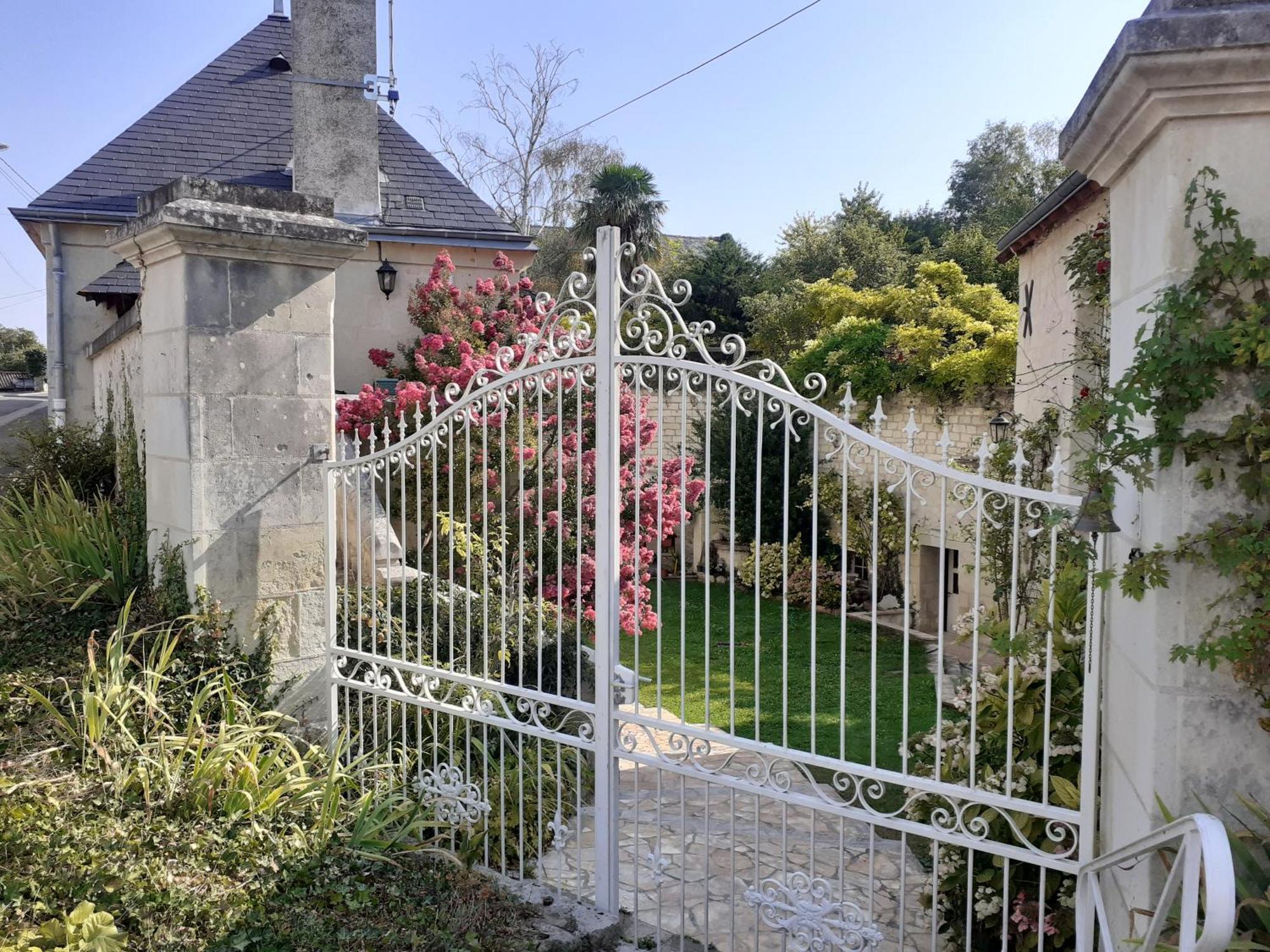 Esprit Troglo Villa Beaumont-en-Véron Kültér fotó